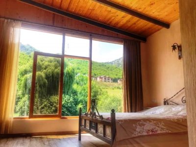 Օրավարձով համարներ Դիլիջանում լիճ լողավազան