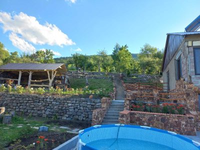 Առանձնատուն Լոռվա մարզում 4 սենյակ լողավազան