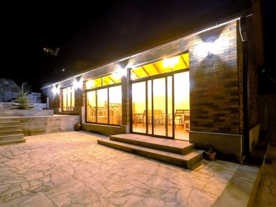 Օրավարձով հյուրատուն Դիլիջանում բաց պատշգամբով 6 սենյակ