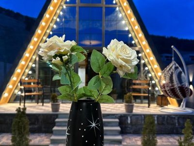 Քոթեջ Ծաղկաձորում 4 սենյակ լողավազան շոգեբաղնիքով