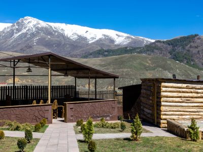 Առանձնատուն Ծաղկաձորում 4 սենյակ , Օջախ, թոնիր, շոգեբաղնիք, ջակուզի