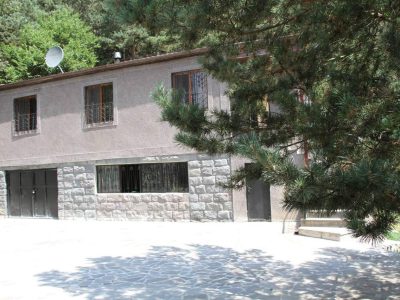 Առանձնատուն Դիլիջան 4 սենյակ Բաց պատշգամբով