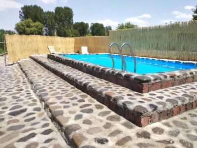 Տաղավար ԱՐԵՎՇԱՏՈՒՄ, Լողավազան