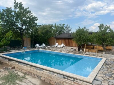 Տաղավար ԱՇՏԱՐԱԿՈՒՄ ԼՈՂԱՎԱԶԱՆ ԹԵՆԻՍ ԽԱՐՈՒՅԿ